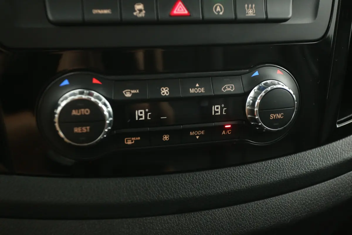 116 CDI Extra Lang | Automaat | Clima | Camera | Cruise | 3 Zits | Trekhaak | Navi | Carplay | LED