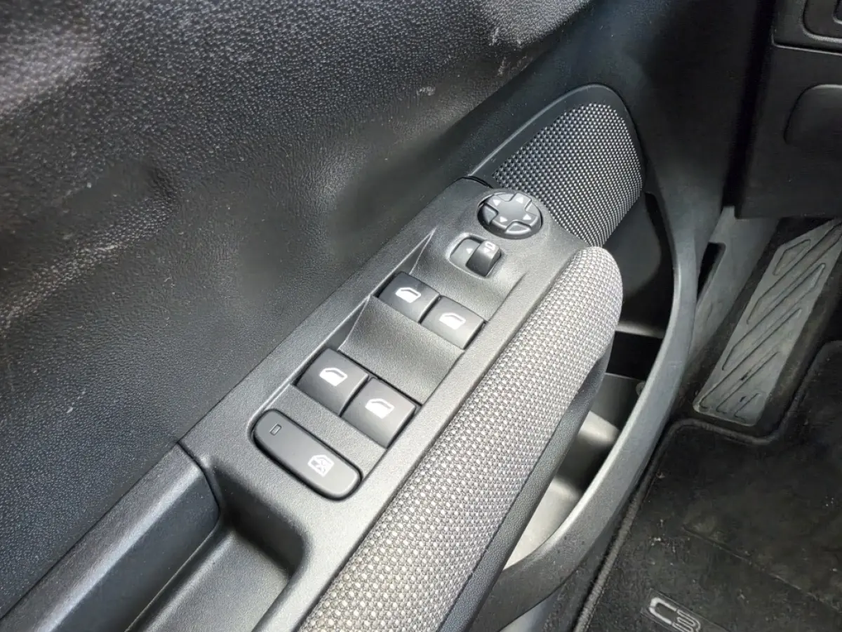1.2 PT 130PK Automaat Business Clima Velgen Carplay