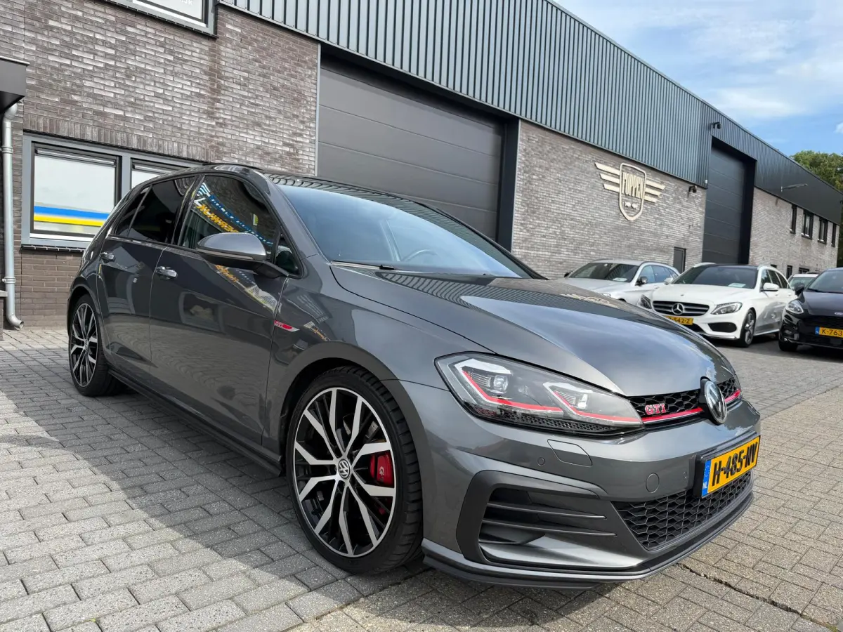 2.0 TSI GTI Performance | 3/6/12MND GARANTIE | PANO | LED | ACC | TREKHAAK | NAVI | STOELVERW. |