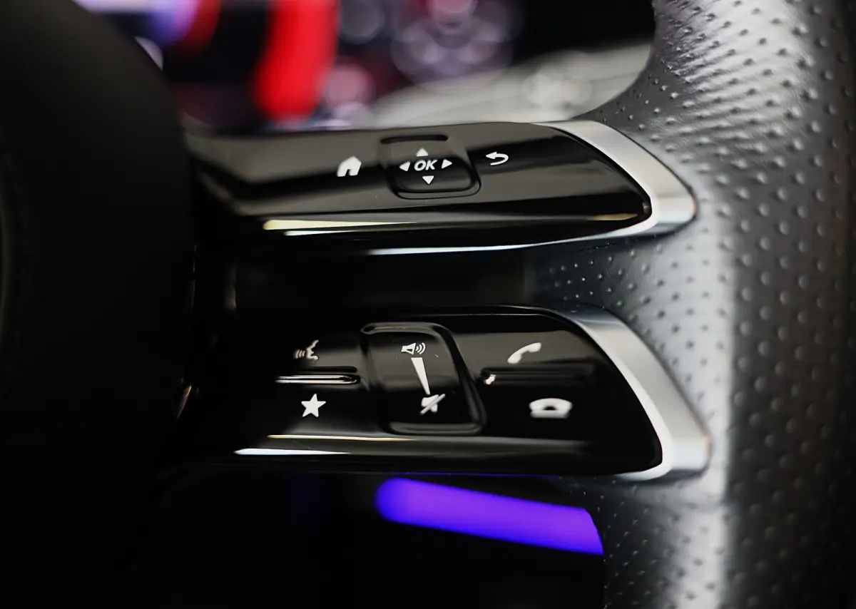 400 e 4MATIC AMG 63 Look / Massage / Memory / Acc / Luchtvering / Burmester / Leder / Head Up / Pano
