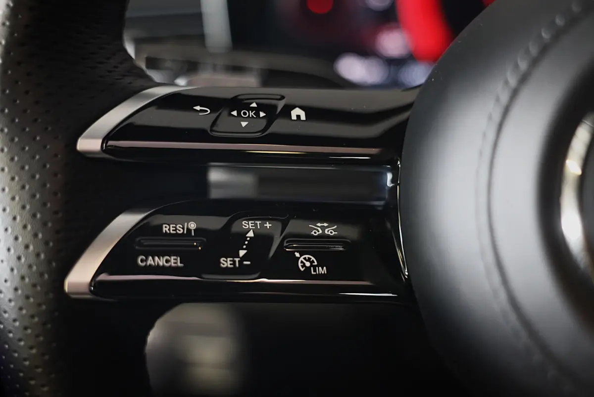 400 e 4MATIC AMG 63 Look / Massage / Memory / Acc / Luchtvering / Burmester / Leder / Head Up / Pano