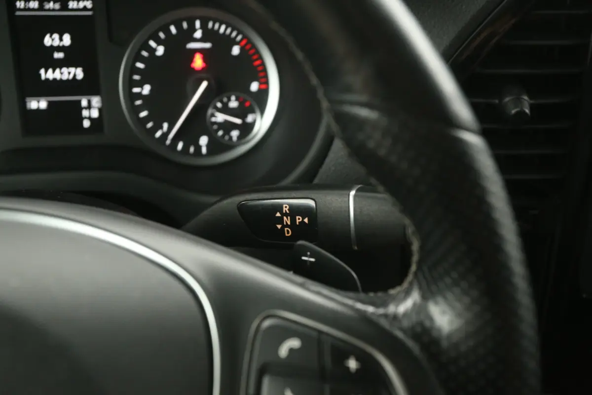 119 CDI Lang 191PK | Automaat | Clima | Camera | Cruise | Carplay | 3 Zits | Trekhaak | LED