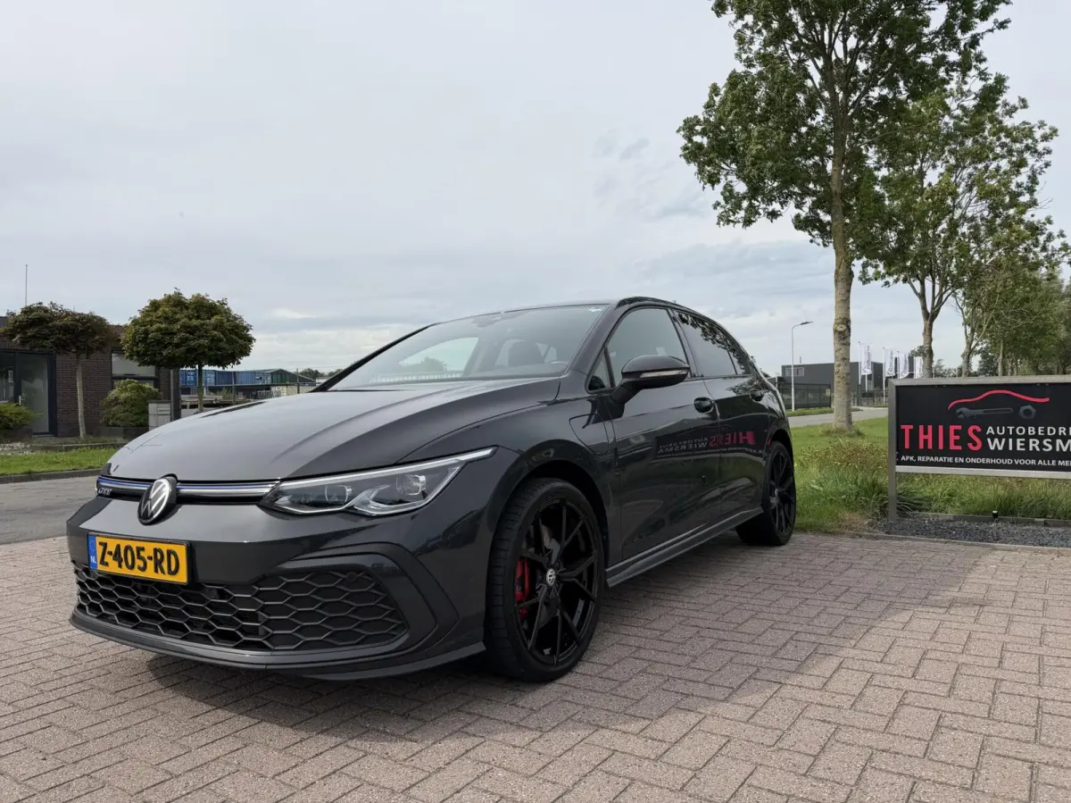 1.4 eHybrid GTE 245pk Urano grey