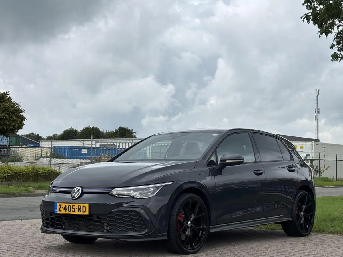 1.4 eHybrid GTE 245pk Urano grey