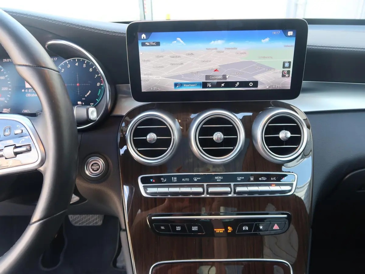 4MATIC PANORAMADAK|TREKHAAK|HEAD-UP|MEMORY|CARPLAY|DEALER ONDERHOUDEN