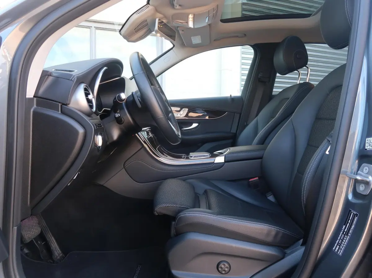 4MATIC PANORAMADAK|TREKHAAK|HEAD-UP|MEMORY|CARPLAY|DEALER ONDERHOUDEN