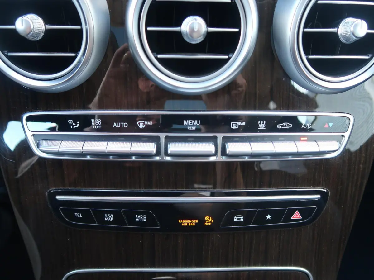 4MATIC PANORAMADAK|TREKHAAK|HEAD-UP|MEMORY|CARPLAY|DEALER ONDERHOUDEN