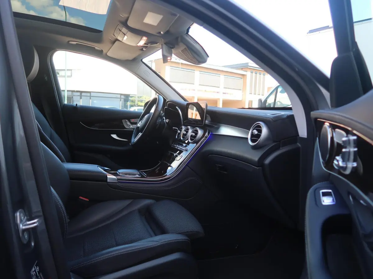 4MATIC PANORAMADAK|TREKHAAK|HEAD-UP|MEMORY|CARPLAY|DEALER ONDERHOUDEN