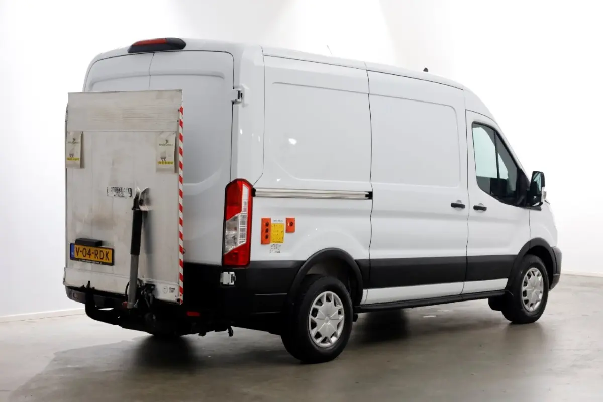 2.0 TDCI 130pk E6 L2H2 Trend Airco/Navi/ACC/Laadklep 500kg 11-2019