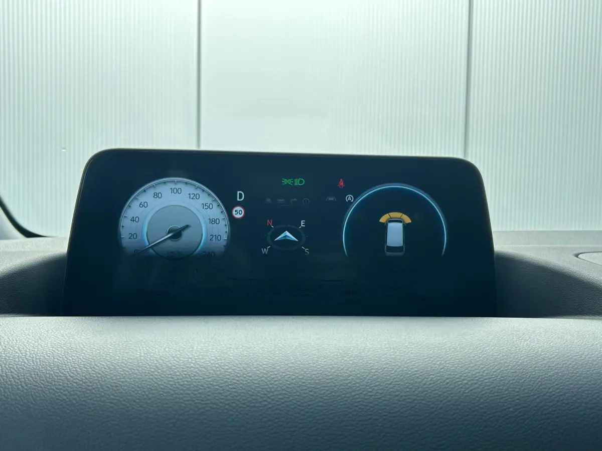 Dubbel Cabine UNIEK! | Dubbele Cabine | Trekhaak 1500 KG Trekgewicht | Navigatie | Airco Automatisch | +