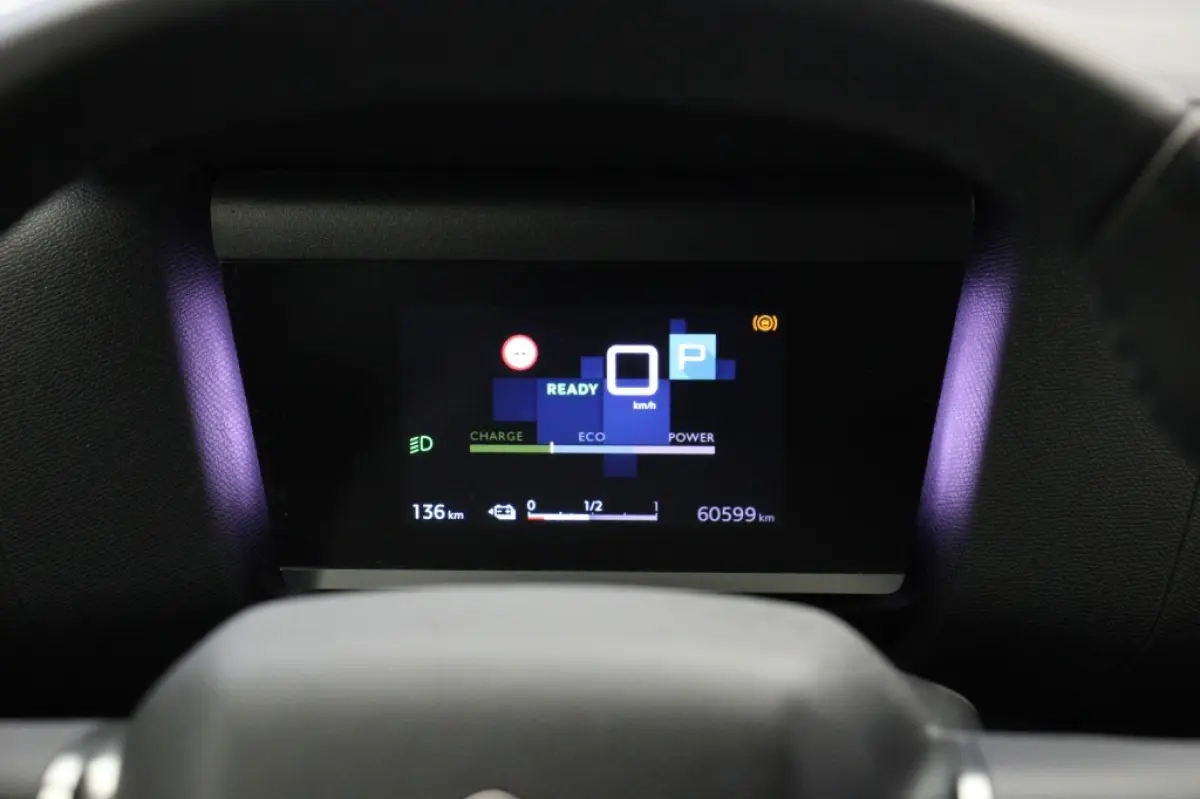 Feel X 50 kWh - Carplay, Cruise, Clima, SOH 96,31% Copy