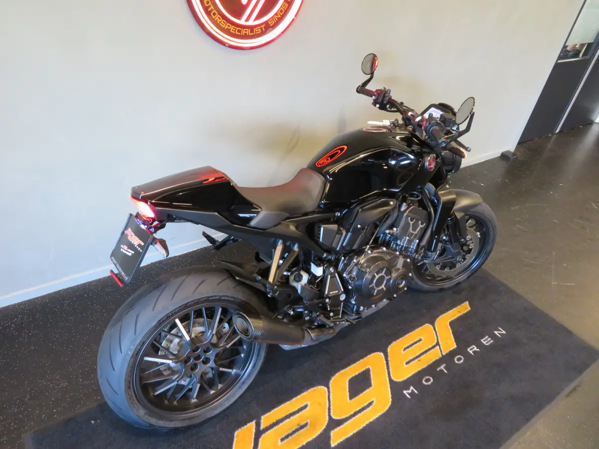 CB1000RA BLACK EDITION!