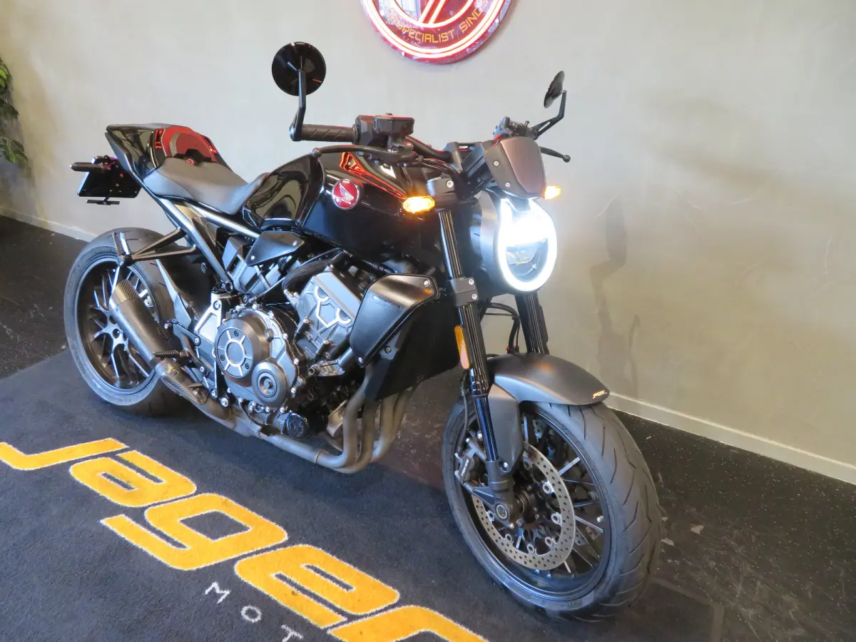CB1000RA BLACK EDITION!