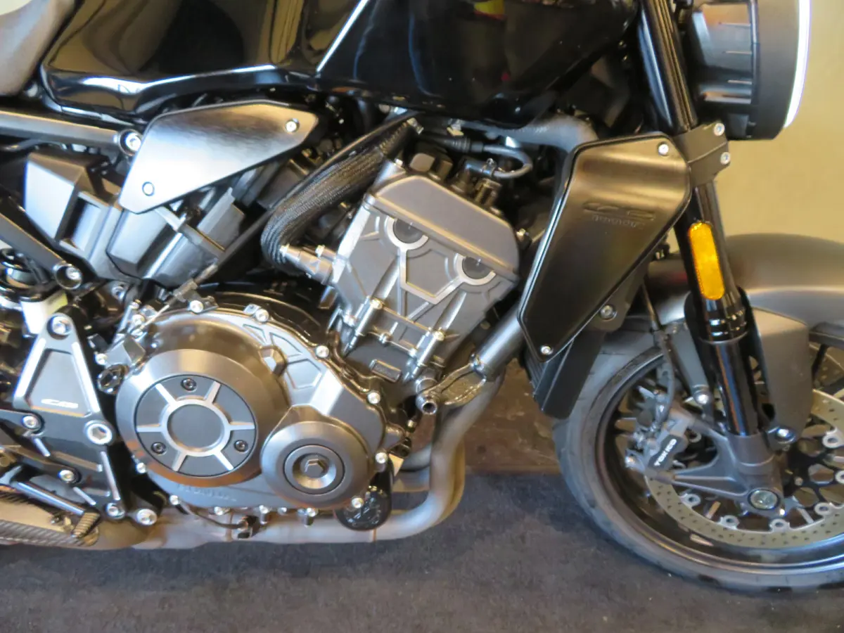 CB1000RA BLACK EDITION!