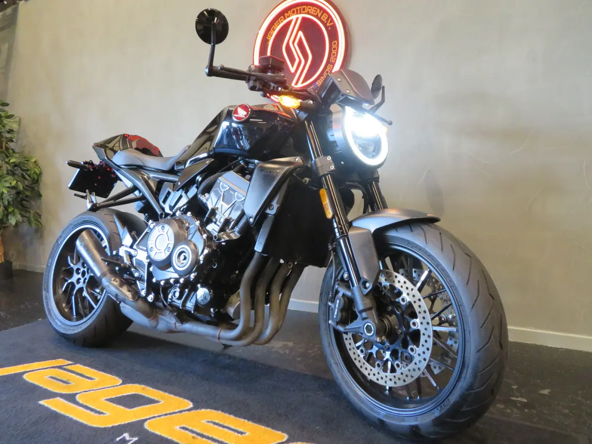 CB1000RA BLACK EDITION!