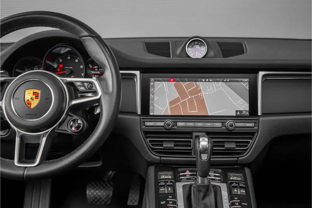 2.0 Pano Sport Chrono ACC Luchtv Bose 21"