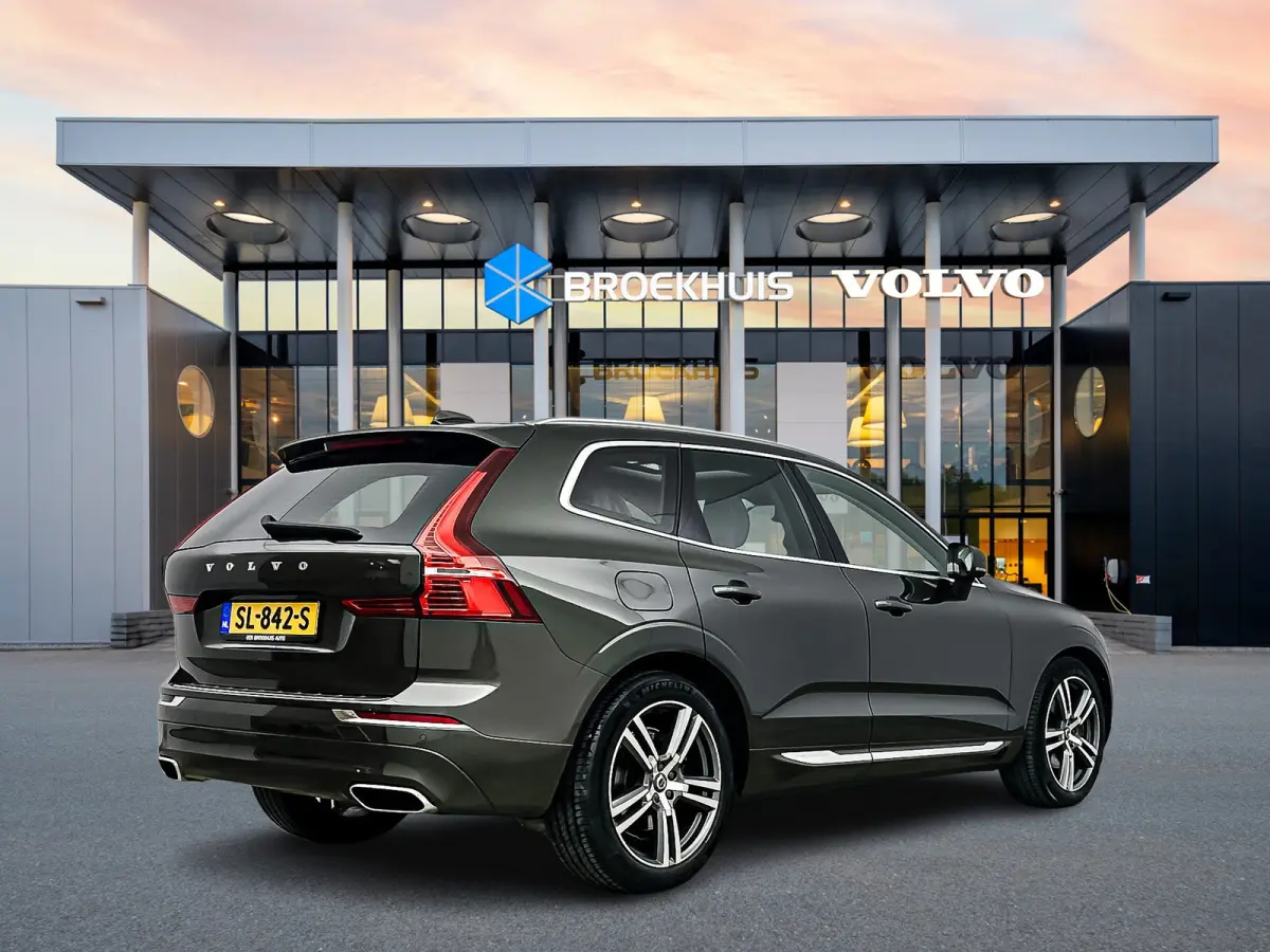 T5 AWD Inscription | 20" | Luchtvering | Trekhaak |  Geventileerd Nappa | Head-Up | Panoramadak | 360 Camera | Full LED | Parkeerverwarming