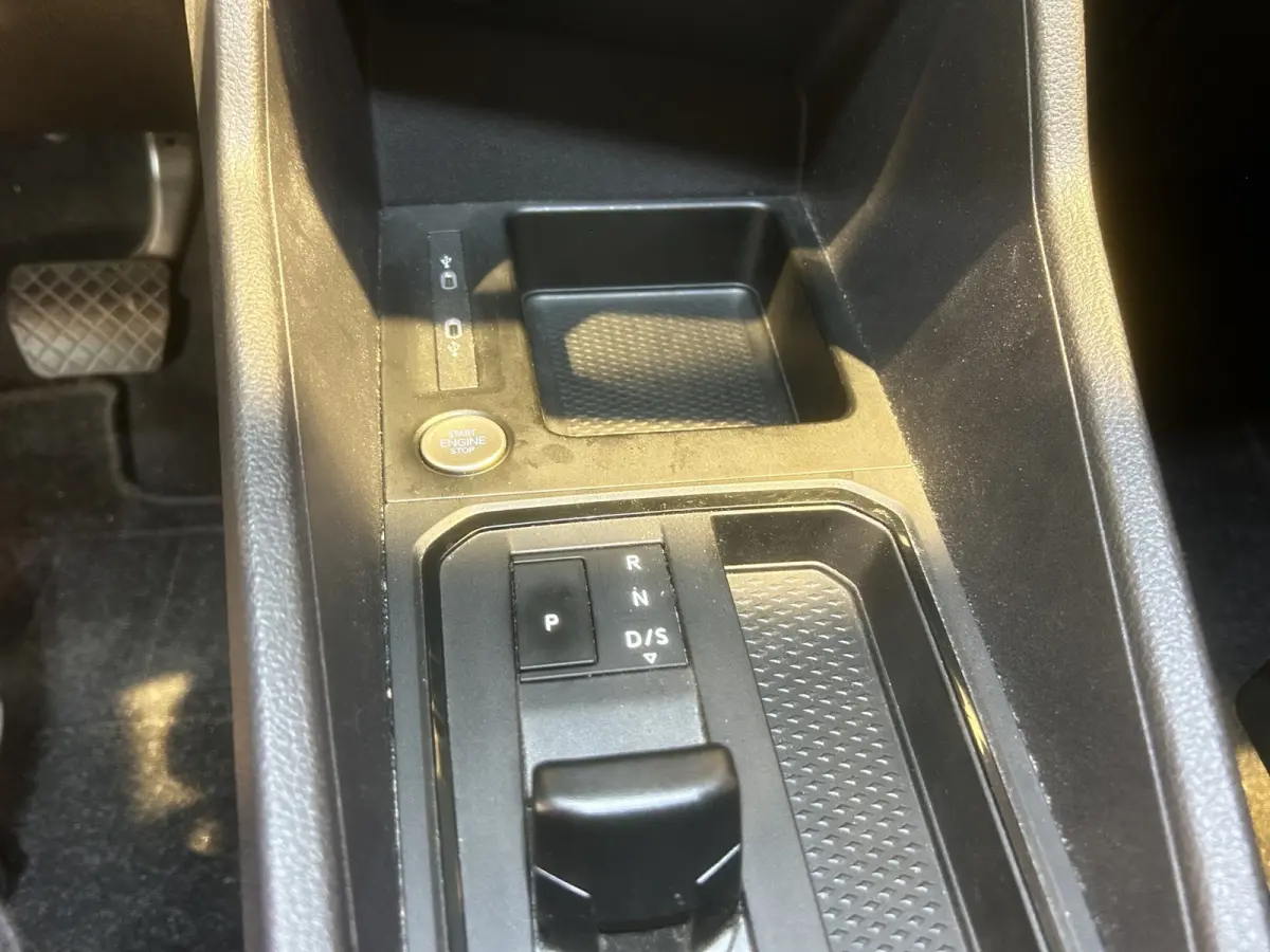 2.0 TDI Style DSG | Trekhaak | Camera | LED Koplampen | Achteruitrijcamera | Airco (automatisch) | Betonplex in laadruimte
