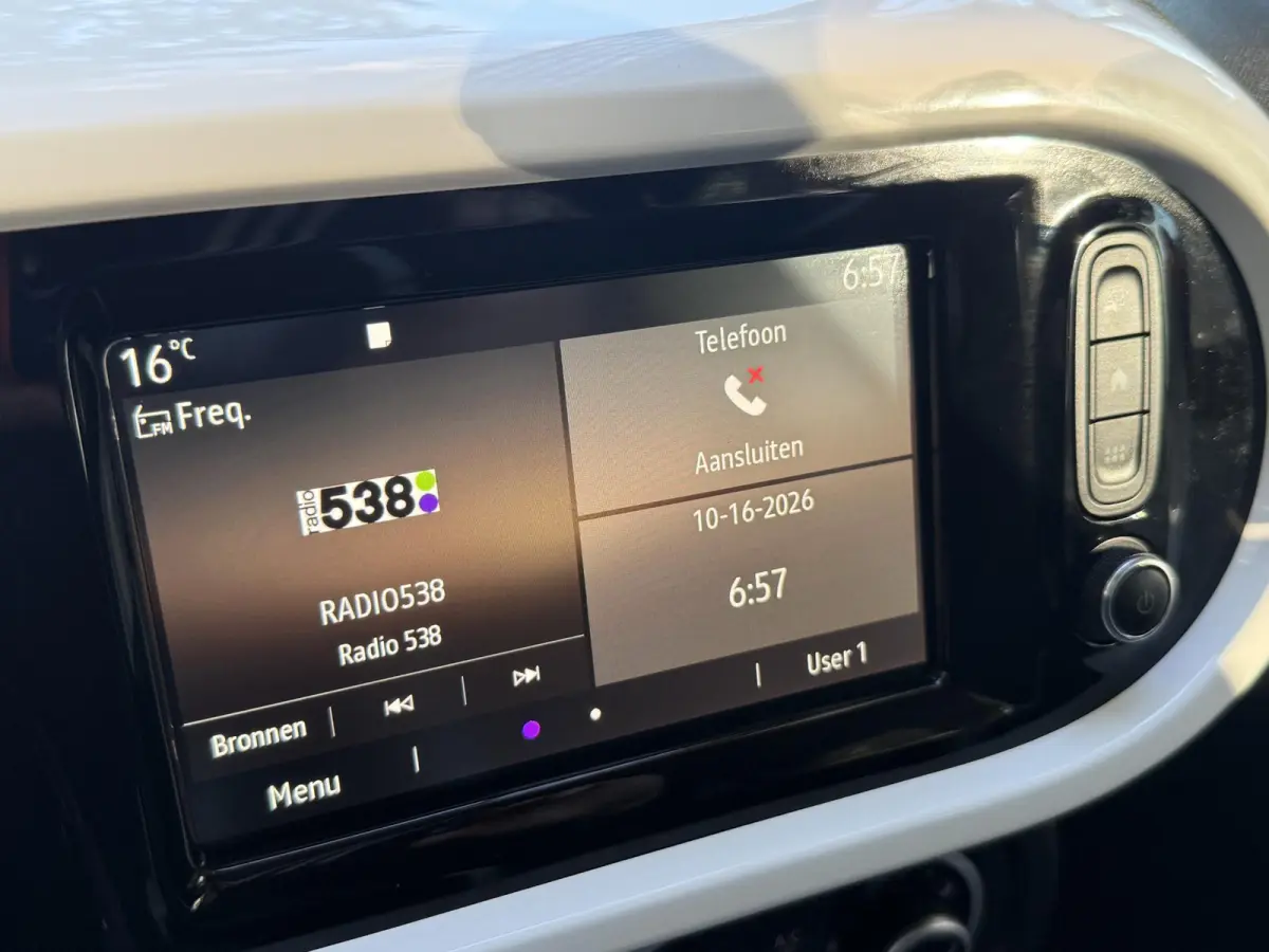 0.9 TCe Intens AUTOMAAT | Climate Control | Cruise Control | Parkeersensoren | Licht metalen velgen