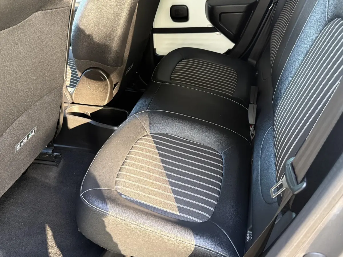 0.9 TCe Intens AUTOMAAT | Climate Control | Cruise Control | Parkeersensoren | Licht metalen velgen