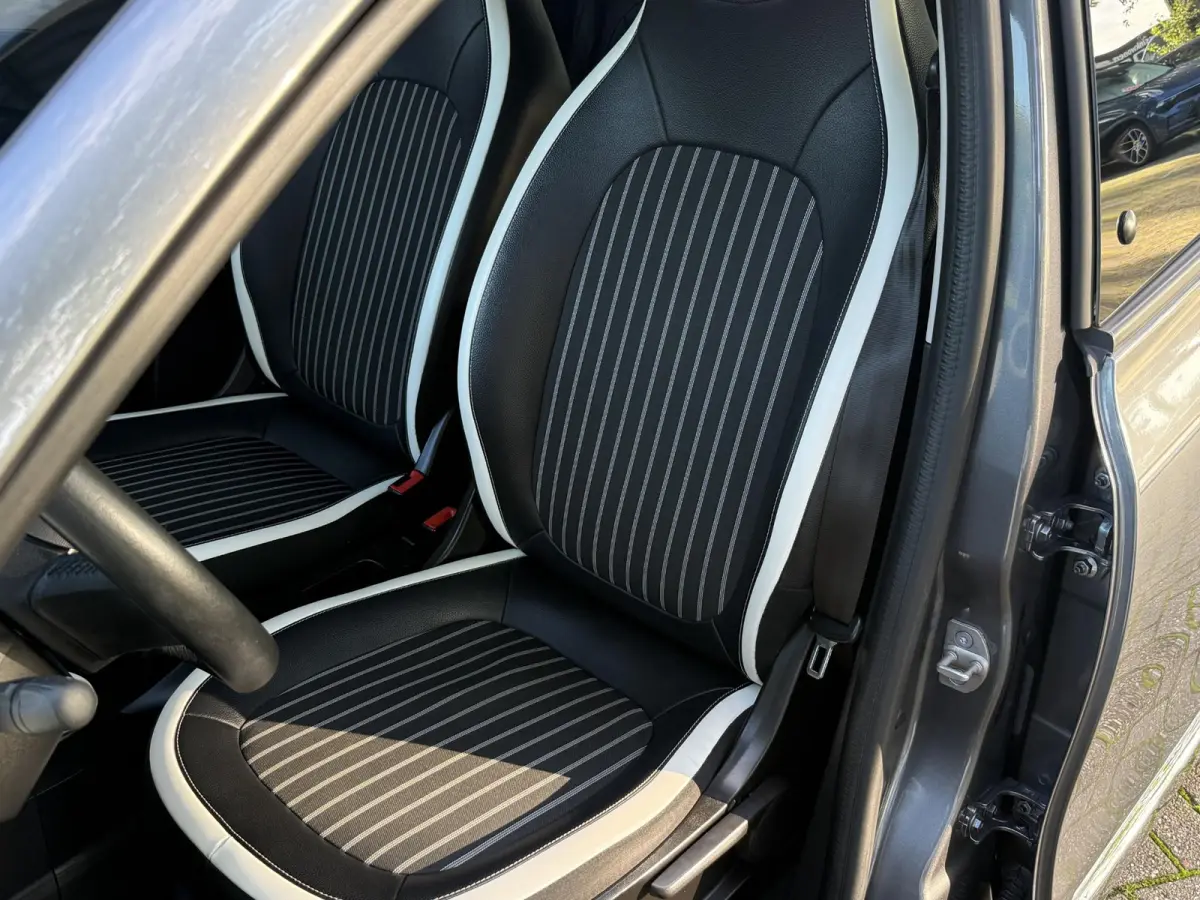0.9 TCe Intens AUTOMAAT | Climate Control | Cruise Control | Parkeersensoren | Licht metalen velgen