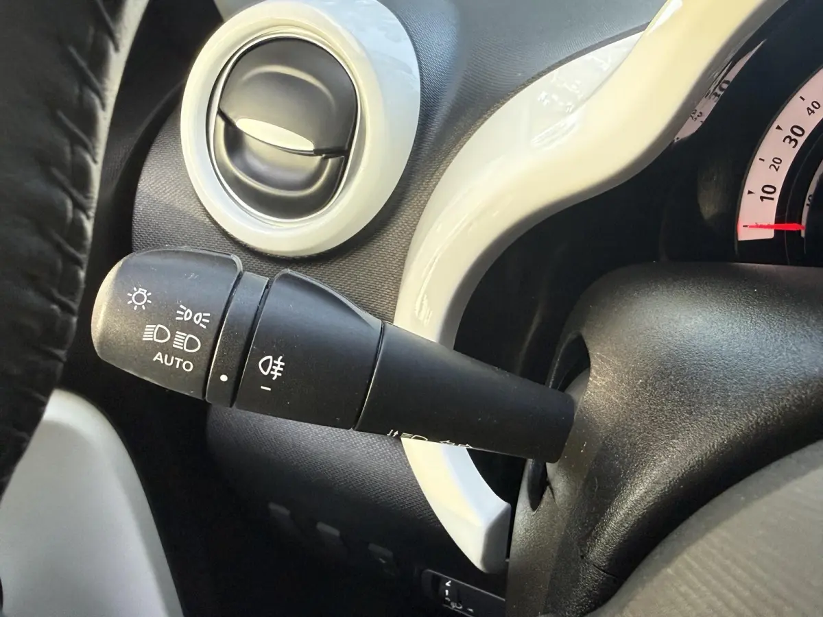 0.9 TCe Intens AUTOMAAT | Climate Control | Cruise Control | Parkeersensoren | Licht metalen velgen