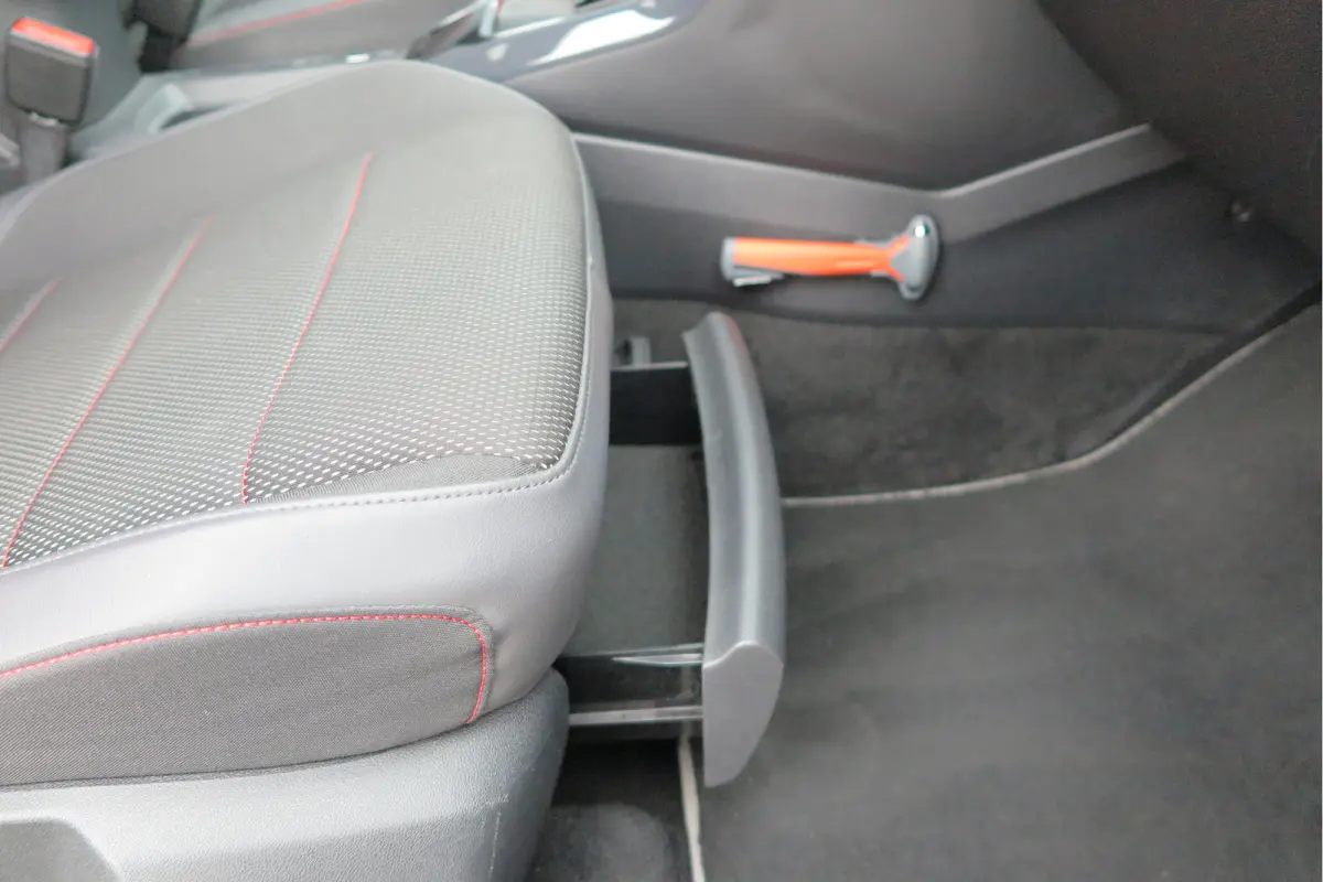 1.5 TSI 150pk DSG Sport Business R-Line ,Led,Trekhaak ,Navi, Achteruitrijcamera, Virtual cockpit, DAB+ , PDC, LMV19" ,Electr. achterklep, Carplay etc.