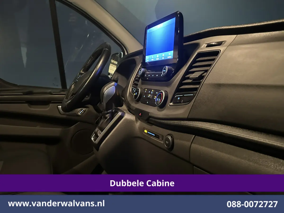 2.0 TDCI 131pk Automaat L2H1 Dubbele Cabine Euro6 Airco | 6-Zits | Camera | Navigatie | LED | Apple Carplay Adaptieve Cruisecontrol, Android Auto, Trekhaak, Verwarmde Voorruit, Parkeersensor