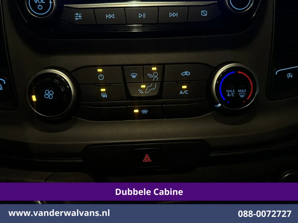 2.0 TDCI 131pk Automaat L2H1 Dubbele Cabine Euro6 Airco | 6-Zits | Camera | Navigatie | LED | Apple Carplay Adaptieve Cruisecontrol, Android Auto, Trekhaak, Verwarmde Voorruit, Parkeersensor