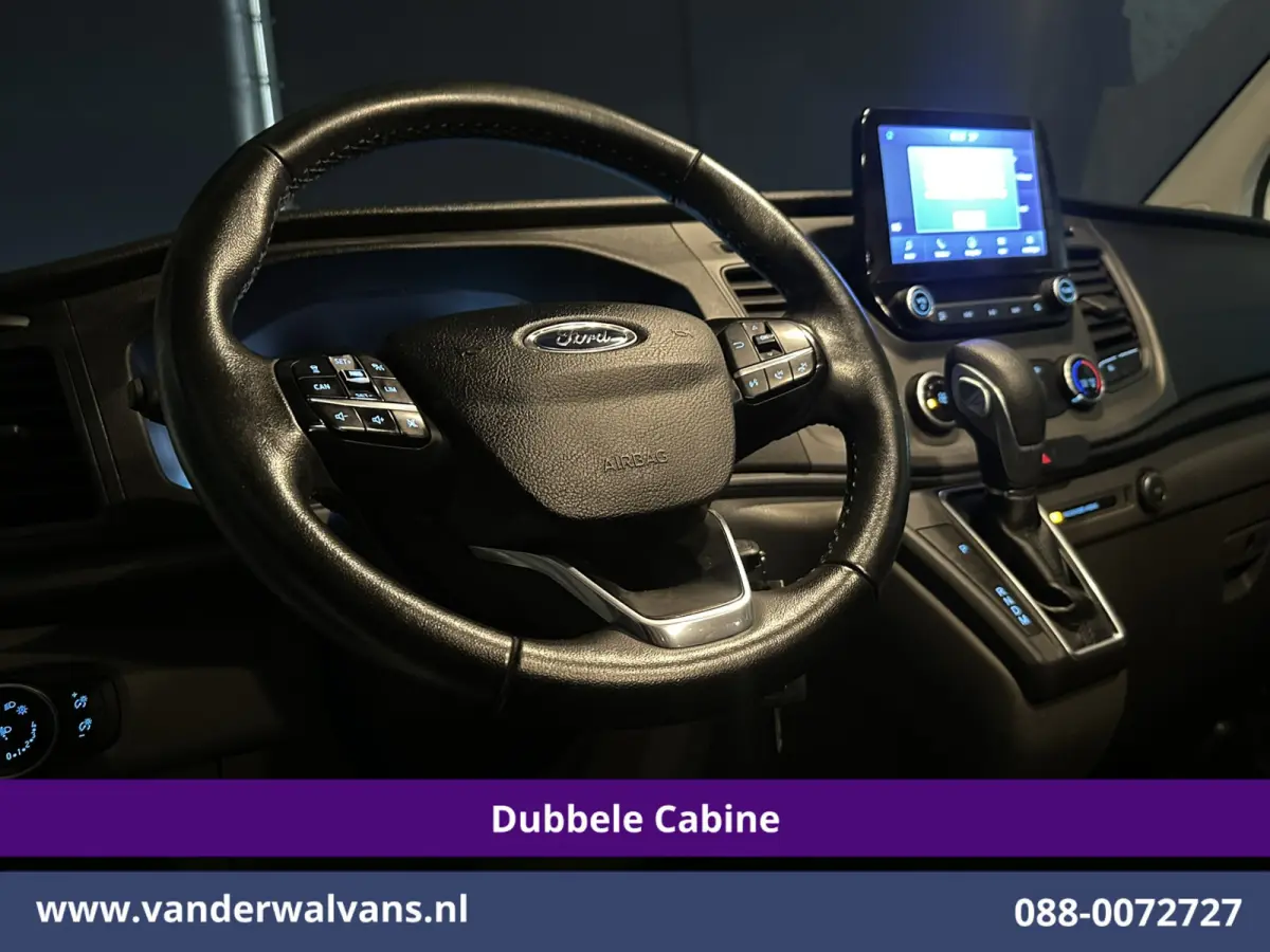 2.0 TDCI 131pk Automaat L2H1 Dubbele Cabine Euro6 Airco | 6-Zits | Camera | Navigatie | LED | Apple Carplay Adaptieve Cruisecontrol, Android Auto, Trekhaak, Verwarmde Voorruit, Parkeersensor
