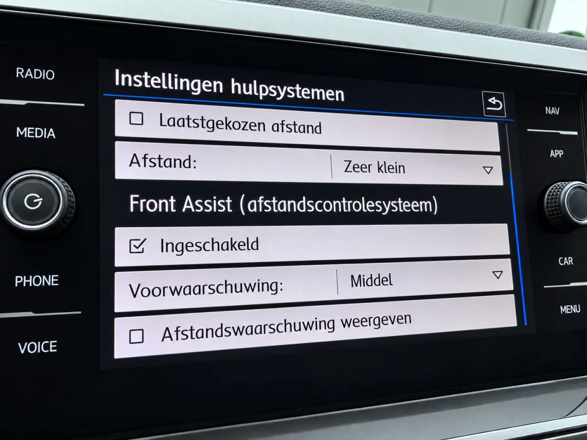 1.0 TSI Comfortline Business carplay_Camera_Cruise_Led