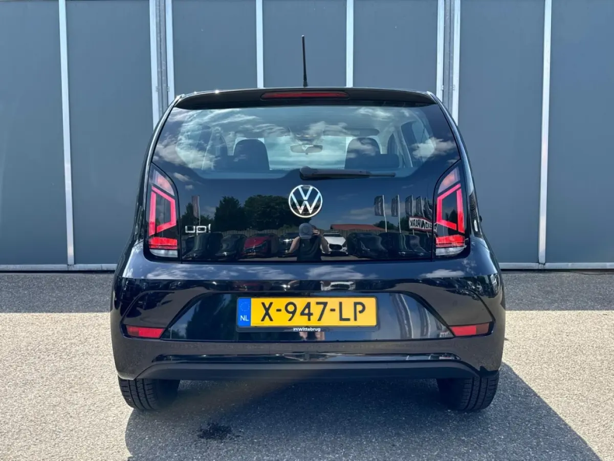 Up! 1.0 BTM 65pk Style | Camera | Climate | Cruise | NL Auto