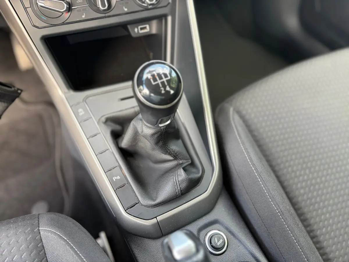 1.0 TSI Highline R- LINE VELGEN I BLUETOOTH I PDC I 95PK I NWE APK