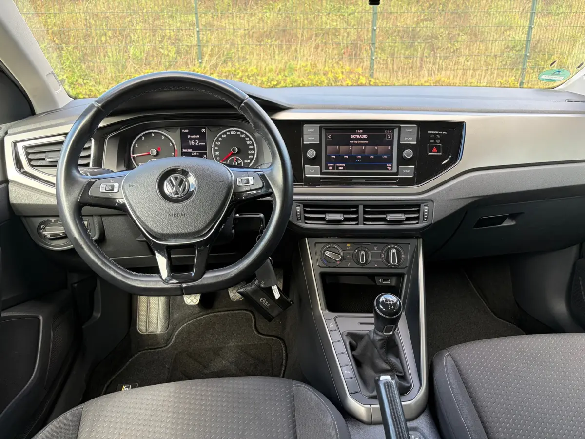 1.0 TSI Highline R- LINE VELGEN I BLUETOOTH I PDC I 95PK I NWE APK