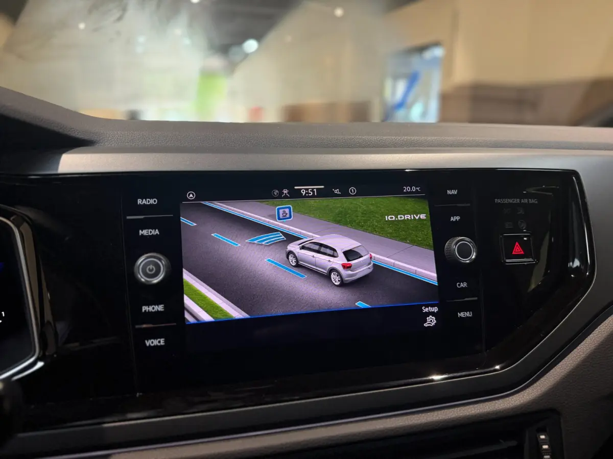 1.0 TSI R-Line |Pano|Matrix|Carplay|