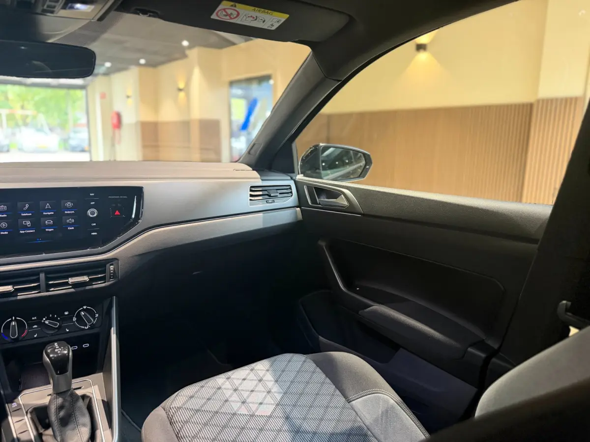 1.0 TSI R-Line |Pano|Matrix|Carplay|