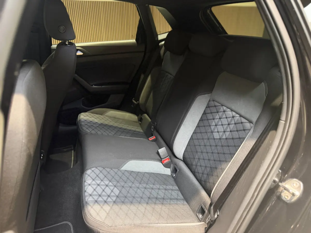 1.0 TSI R-Line |Pano|Matrix|Carplay|