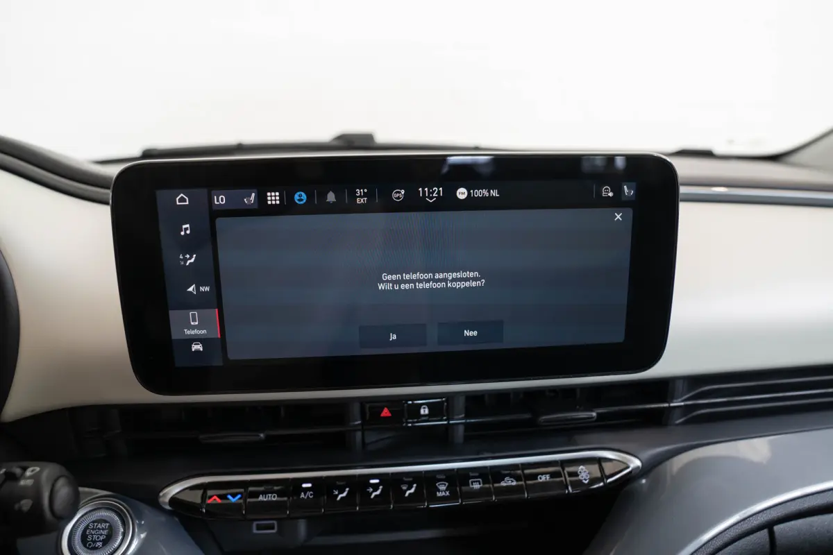 La Prima 42 kWh | Tot 8 Jaar Garantie | Stoelverwarming | Camera | Navigatie | Climate Controle | Apple Carplay & Android Auto |
