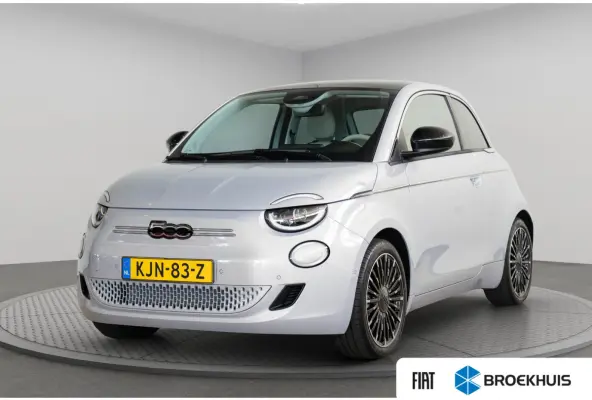 La Prima 42 kWh | Tot 8 Jaar Garantie | Stoelverwarming | Camera | Navigatie | Climate Controle | Apple Carplay & Android Auto |
