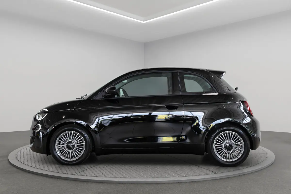 1.0 Hybrid Torino Launch Edition | Climate Controle | Apple Carplay & Android Auto | Parkeersensoren | Dodehoek Detectie | Lichtmetalen velgen |