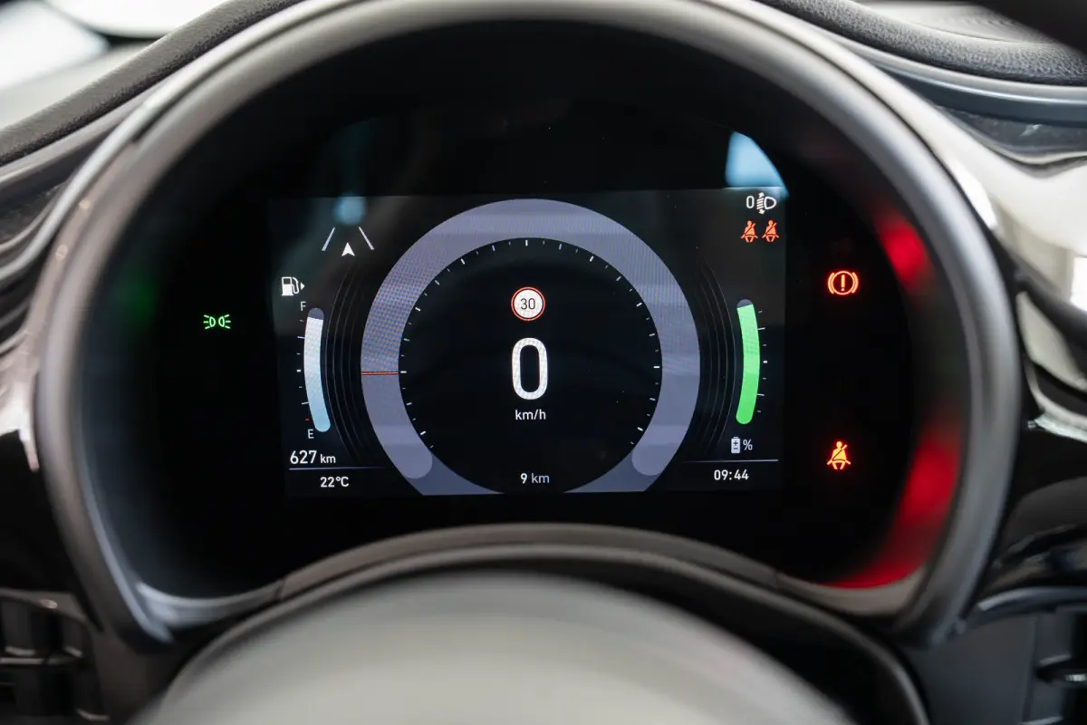 1.0 Hybrid Torino Launch Edition | Climate Controle | Apple Carplay & Android Auto | Parkeersensoren | Dodehoek Detectie | Lichtmetalen velgen |