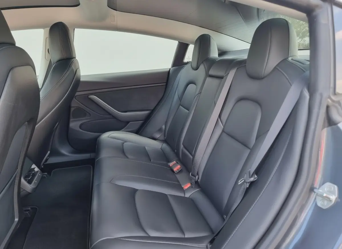 Performance AWD 75kWh SOH 89,4%| Panoramadak | Leder | NL Auto | 463 PK