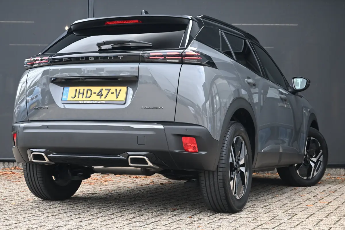 1.2 Hybrid 145 GT Tot 8 Jaar Garantie! | Navi by App | Achteruitrijcamera | Cruise Control | Keyless Entry | Full Led | LMV 17" |