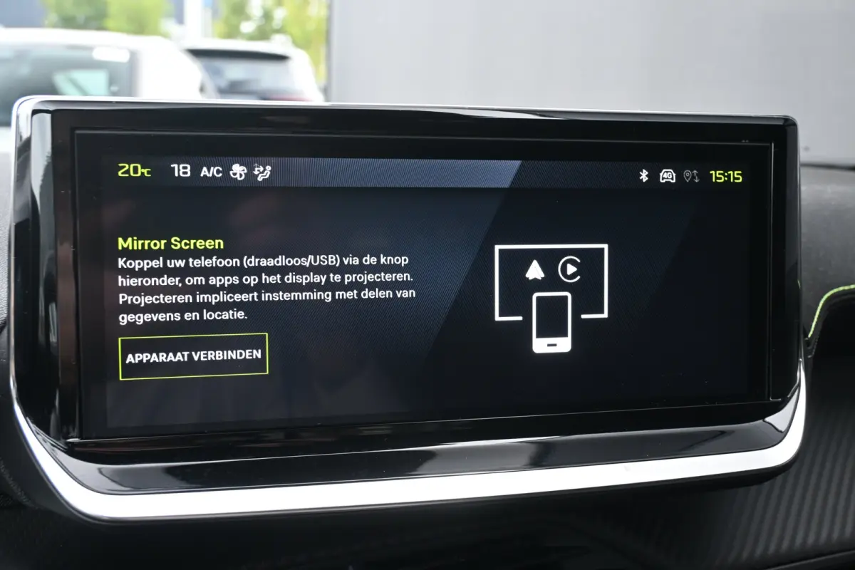 1.2 Hybrid 145 GT Tot 8 Jaar Garantie! | Navi by App | Achteruitrijcamera | Cruise Control | Keyless Entry | Full Led | LMV 17" |