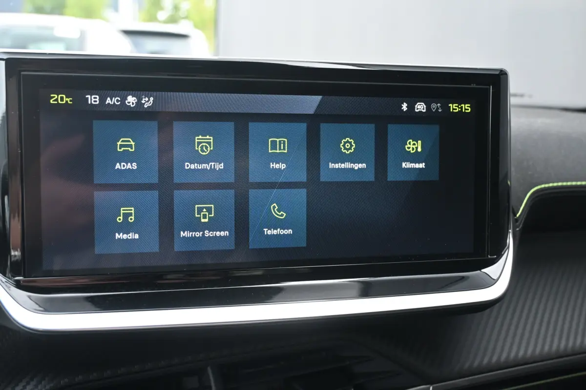 1.2 Hybrid 145 GT Tot 8 Jaar Garantie! | Navi by App | Achteruitrijcamera | Cruise Control | Keyless Entry | Full Led | LMV 17" |