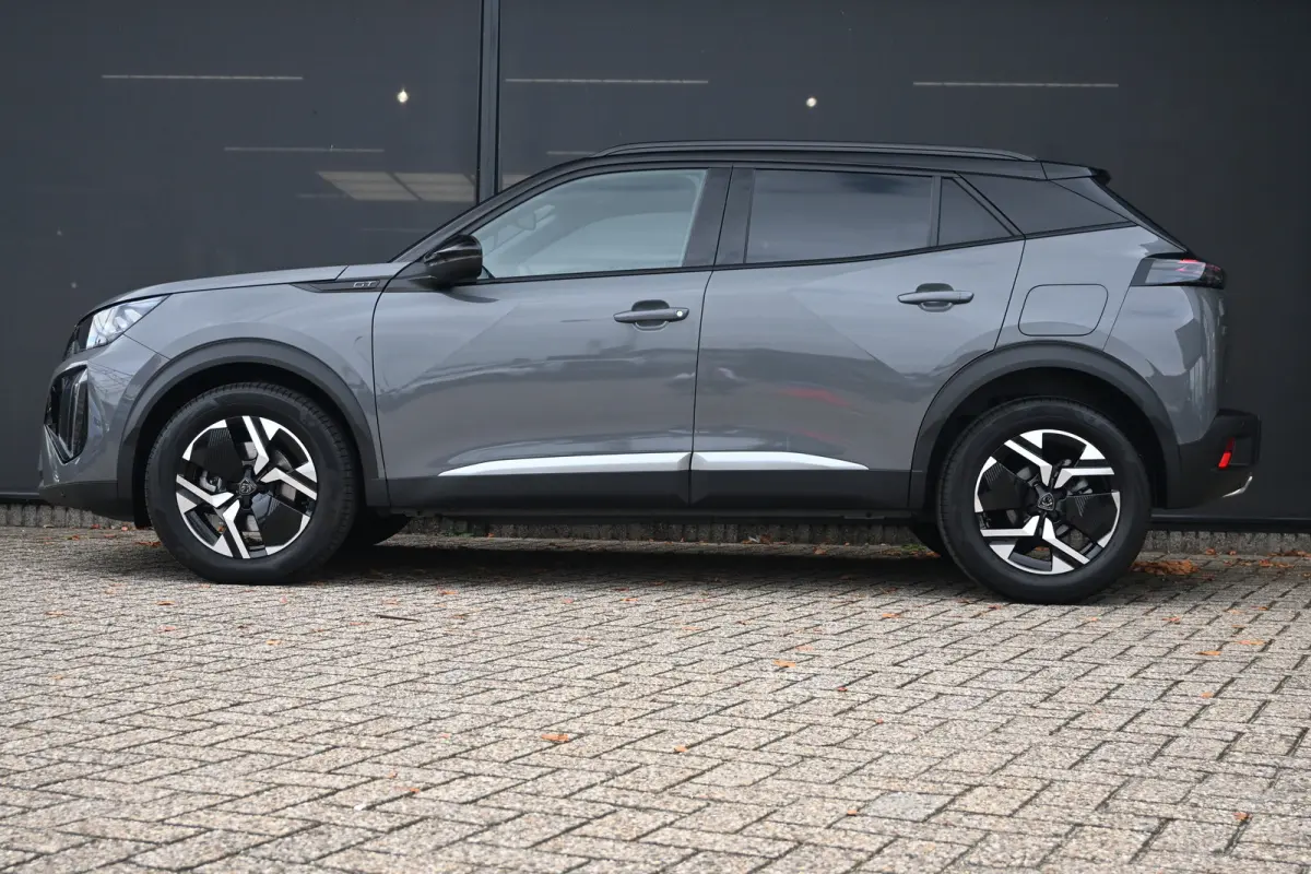1.2 Hybrid 145 GT Tot 8 Jaar Garantie! | Navi by app | Achteruitrijcamera | Cruise control | DAB ontvanger | Keyless Entry | Full Led | LMV 17" |