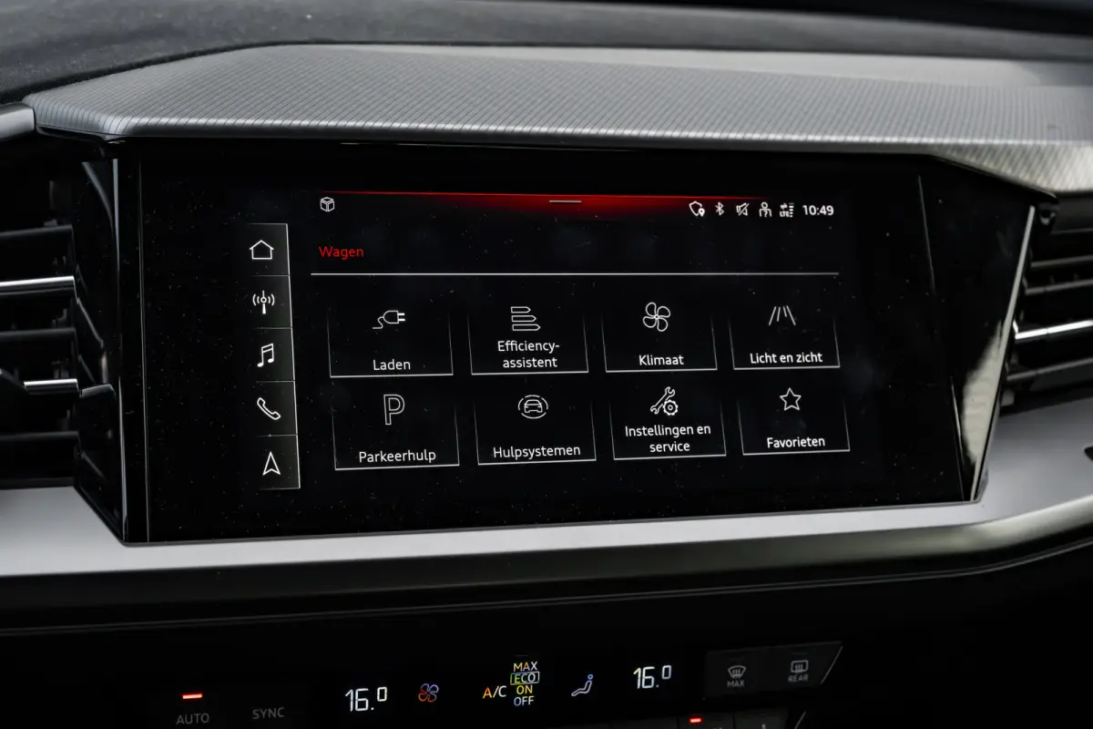 40 Launch edition Advanced Plus 77 kWh 204PK | Trekhaak | Elek. Stoelen | Dodehoek | Head-up display | Stoelverw. voor