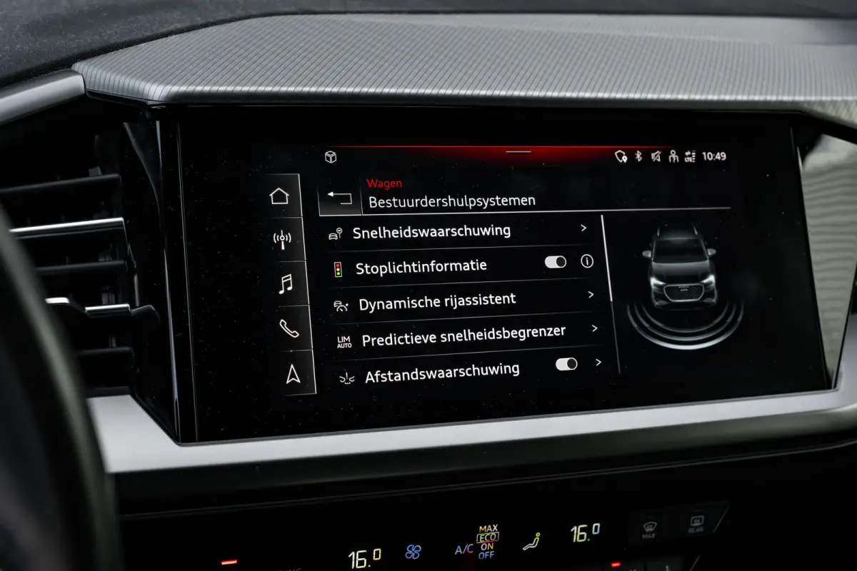 40 Launch edition Advanced Plus 77 kWh 204PK | Trekhaak | Elek. Stoelen | Dodehoek | Head-up display | Stoelverw. voor