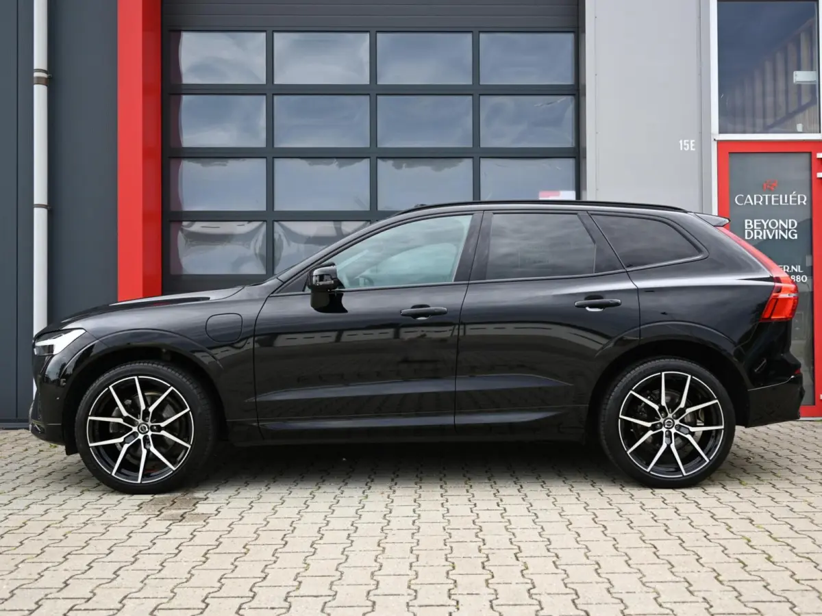 2.0 T6 R-Design AWD 398PK Long Range | Pano | Orrefors | 360 | Harmon Kardon | Keyless | ACC | Stoelverwarming voor+achter | Memory | Leder | Carplay | Trekhaak | Stuurwielverwarming | Digit