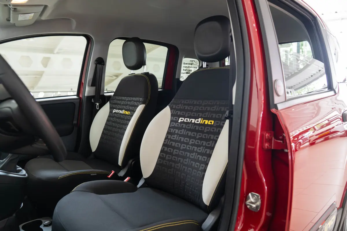 1.0 Hybrid Cross | Tot 8 Jaar Garantie | Parkeersensoren | Apple Carplay & Android Auto | Cruise Controle | Airco |